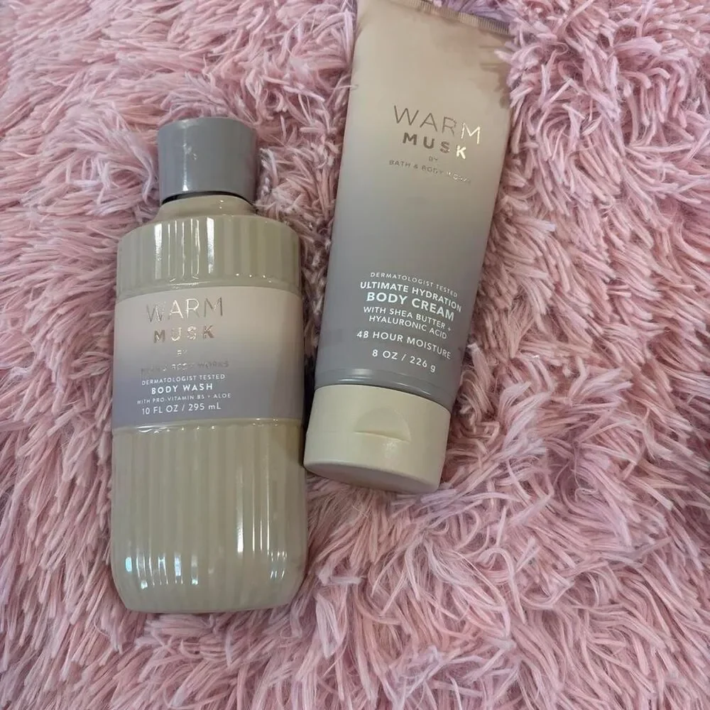 RETIRING SCENT Bath & Body Works Warm Musk body wash and body cream set